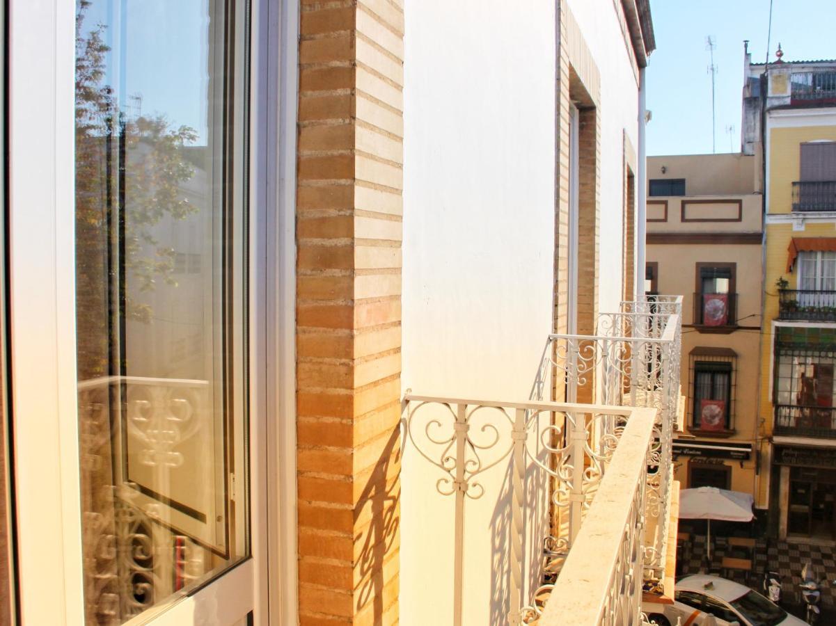 Adriano Apartments Σεβίλλη Εξωτερικό φωτογραφία